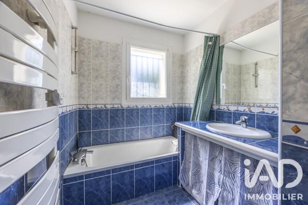 Maison à vendre 5 pièces 95 m² Saint-Pierre-du-Mont
