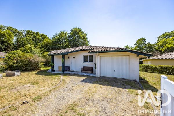 Maison à vendre 5 pièces 95 m² Saint-Pierre-du-Mont