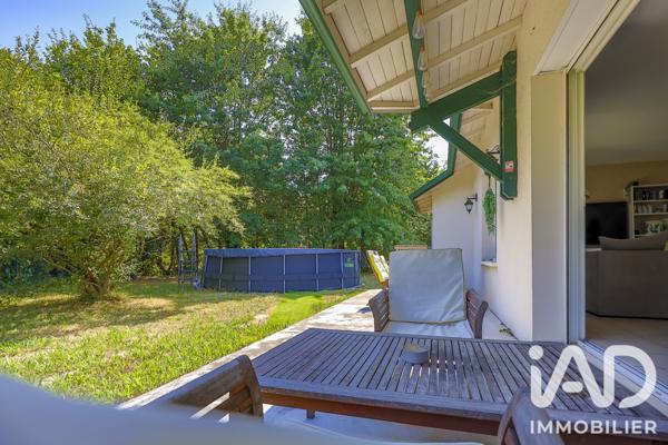 Maison à vendre 5 pièces 95 m² Saint-Pierre-du-Mont