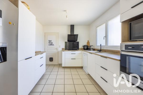 Maison à vendre 5 pièces 95 m² Saint-Pierre-du-Mont