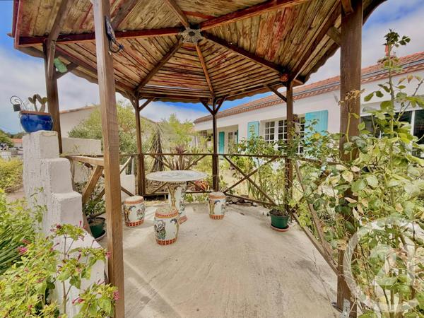 Maison à vendre  4 pièces - 101,30 m 2   ST HILAIRE DE RIEZ  - 85