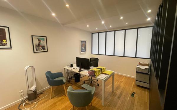 Appartement à vendre    5 pièces • 150 m2 Toulon