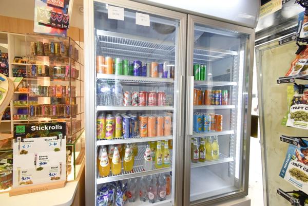 Dpt Bas-Rhin (67), à vendre STRASBOURG Tabac, Presse, Loto, PMU, Colis : Emplacement n° 1 - 65 m2 - Parkings