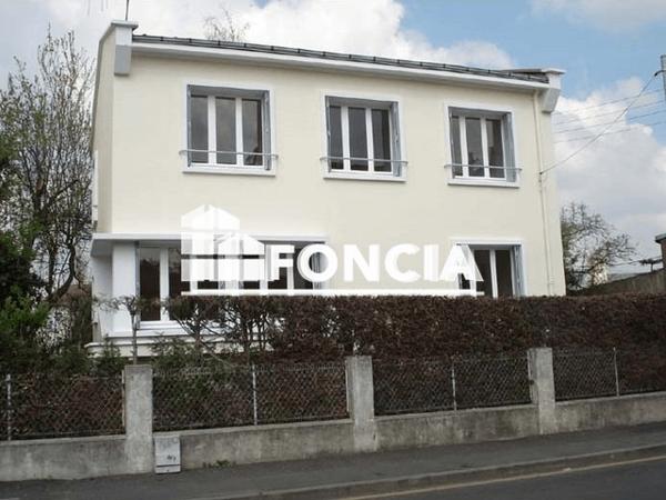 Location Maison 6 pièces 107.34 m² - 8 RUE DE LA CHAMOISERIE Niort 79000