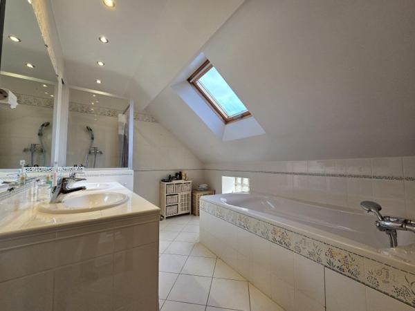 Vente / Maison avec dépendance