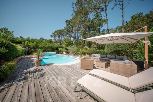 Villa d’exception au Golf de Biscarrosse – Élégance & Sérénité