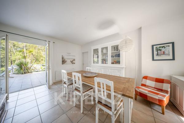 Villa d’exception au Golf de Biscarrosse – Élégance & Sérénité