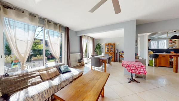 Maison Champs Sur Marne 8 pièce(s) 207 m2