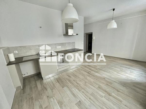 Location Appartement 2 pièces 41.03 m² - 1 RUE DES BOUVIERS Cornas 07130