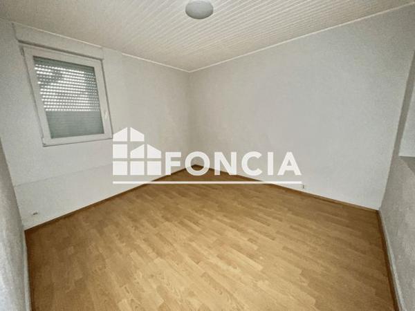 Location Appartement 2 pièces 41.03 m² - 1 RUE DES BOUVIERS Cornas 07130