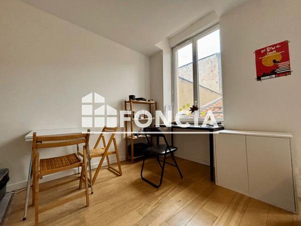 Location Studio 26.31 m² - 37 RUE VOLTAIRE Lyon 69003