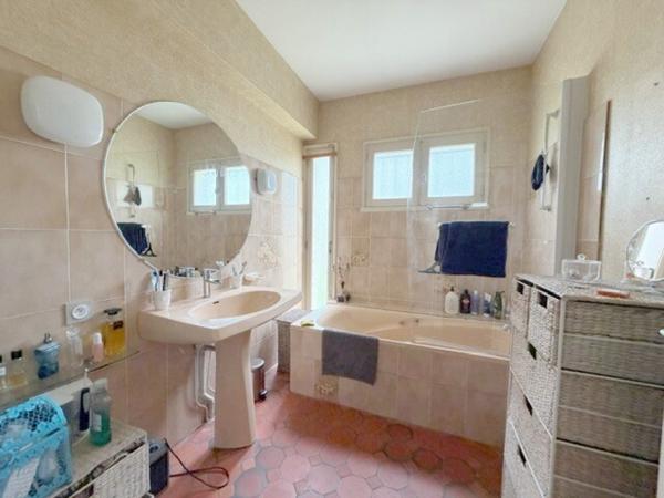 Maison 7 pièce(s) 4 chambre(s) 150 m²