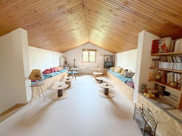 Maison 7 pièce(s) 4 chambre(s) 150 m²