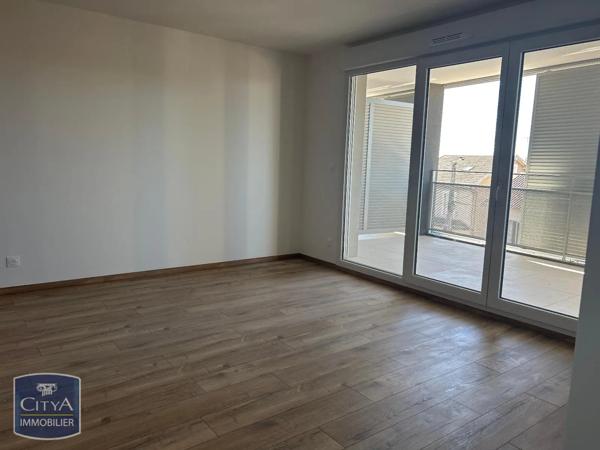 Appartement à louer 2 pièces 48m² Bourg-en-Bresse (01000)