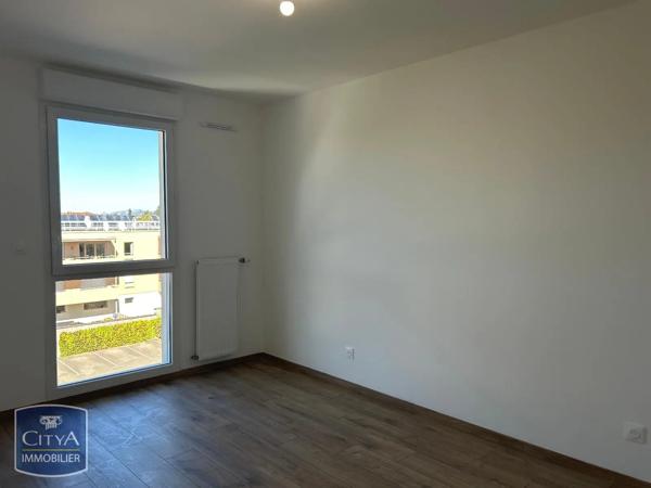 Appartement à louer 2 pièces 48m² Bourg-en-Bresse (01000)