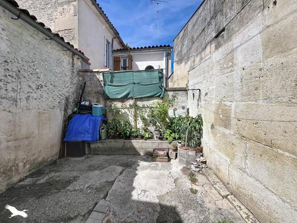 Maison 66 780 € Cognac 3 p 60 m² DPE E