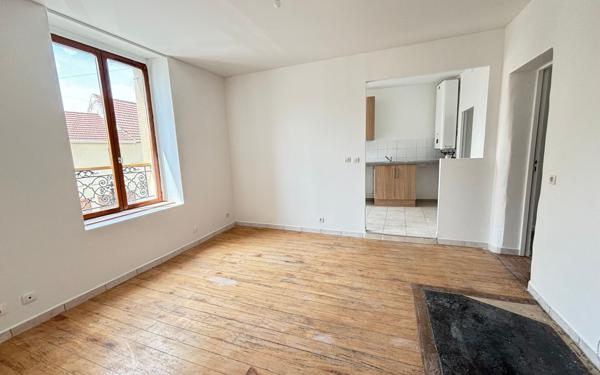 Appartement à louer    3 pièces • 56,27 m2 Nogent-l'Artaud