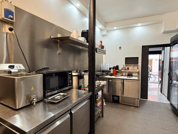 Fonds De Commerce - 48 m²