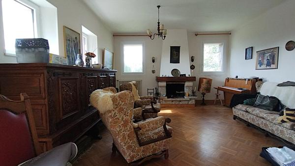 Maison à vendre 6 pièces bourg de COMBRIT (29) très grand terrain