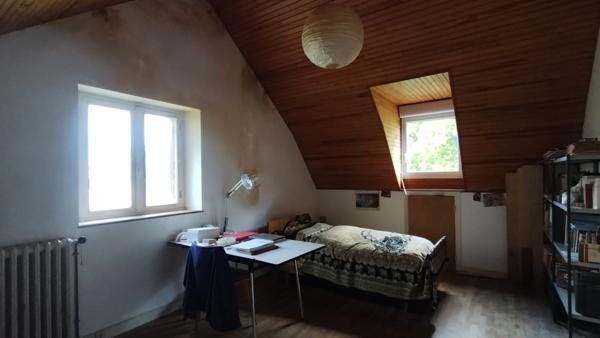 Maison à vendre 6 pièces bourg de COMBRIT (29) très grand terrain