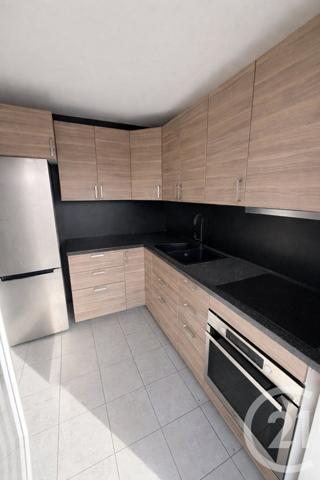 Appartement T4 à vendre  4 pièces - 75 m2 TRAPPES - 78