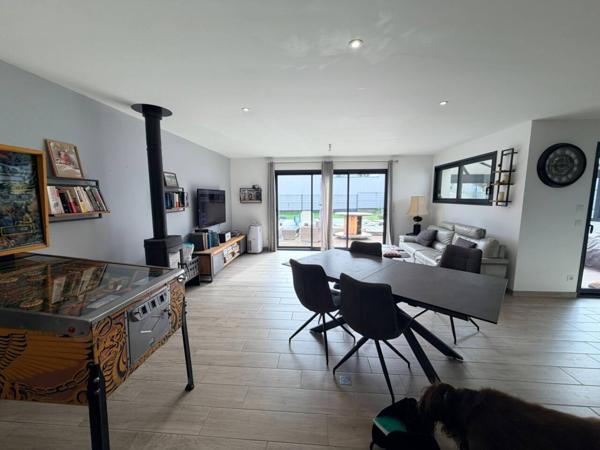 Maison à vendre 3 pièces de 122 m²