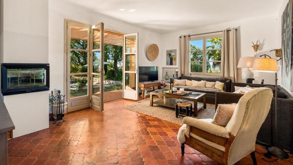 Maison à Valbonne, 06560 - 4 pièces 120m²