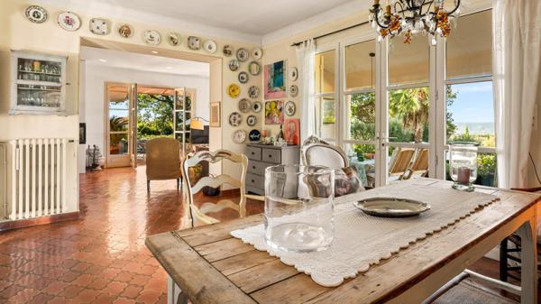 Maison à Valbonne, 06560 - 4 pièces 120m²
