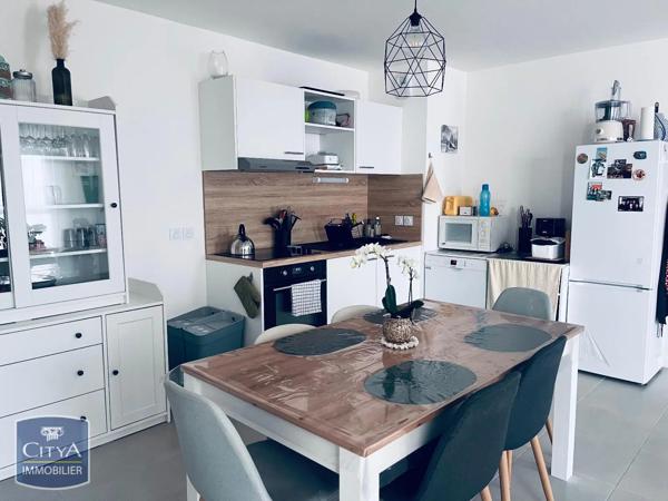Appartement à louer 3 pièces 70.53m² Angers (49000)