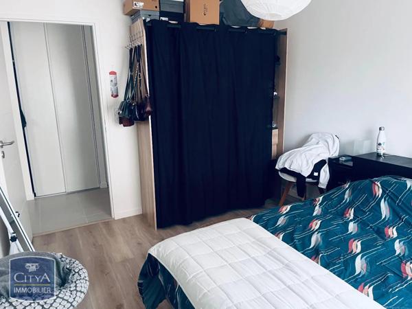 Appartement à louer 3 pièces 70.53m² Angers (49000)