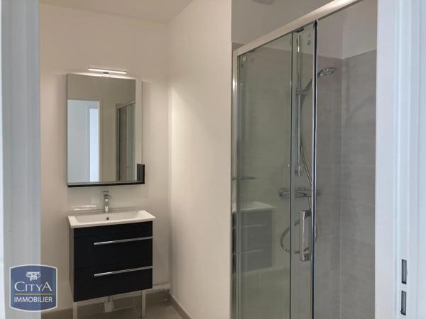 Appartement à louer 3 pièces 70.53m² Angers (49000)