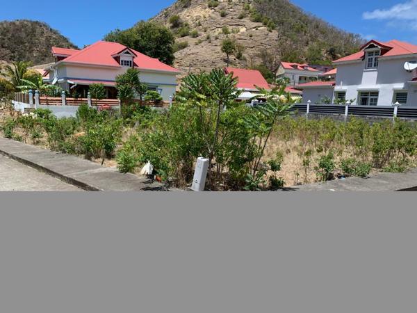 Terre-de-Haut (97137) Terrain plat viabilisé terre de haut