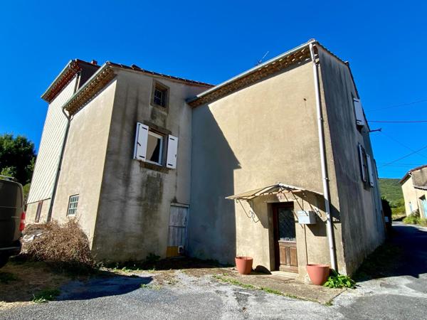 maison de hameau avec dépendance et terrains