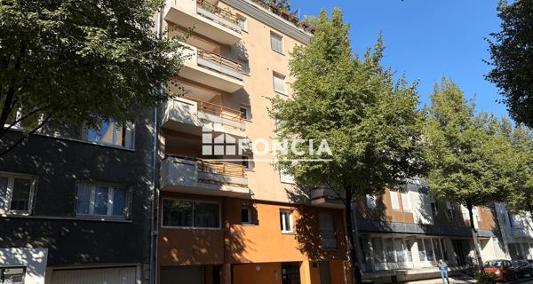 Location Studio 28.02 m² - Clermont-ferrand 63000