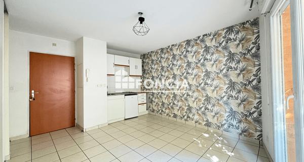 Location Studio 28.02 m² - Clermont-ferrand 63000
