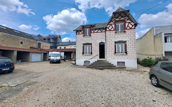 Maison à vendre    7 pièces •  Montivilliers