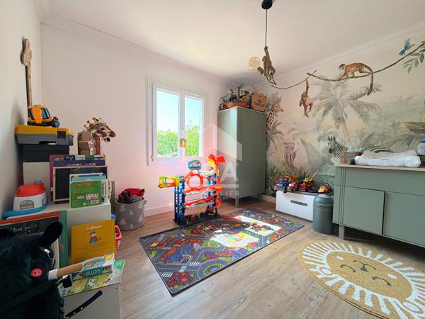 A VENDRE 84120 PERTUIS MAISON PLAIN PIED 5 PIECES D'ENVIRON 116 M² AVEC JARDIN ET PISCINE