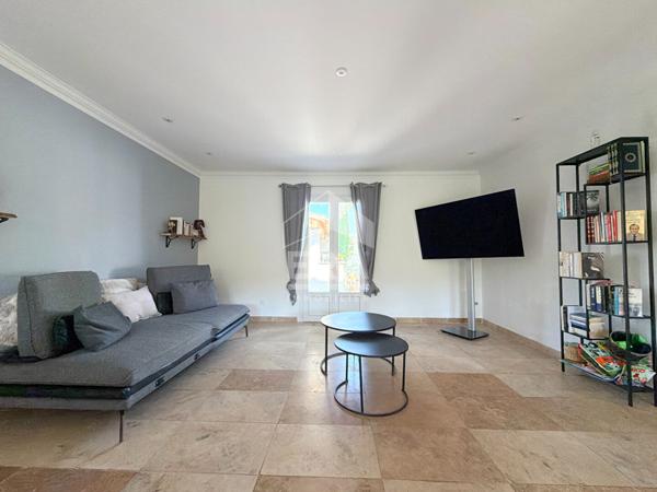 A VENDRE 84120 PERTUIS MAISON PLAIN PIED 5 PIECES D'ENVIRON 116 M² AVEC JARDIN ET PISCINE