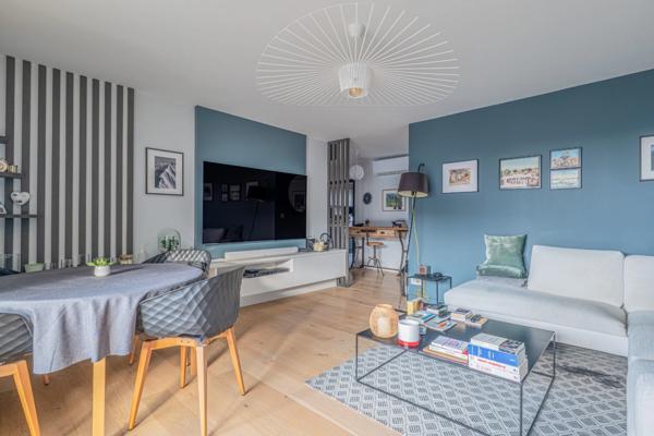 Appartement à vendre 3 pièces LYON 3EME ARRONDISSEMENT (69) terrasse piscine rénové archi