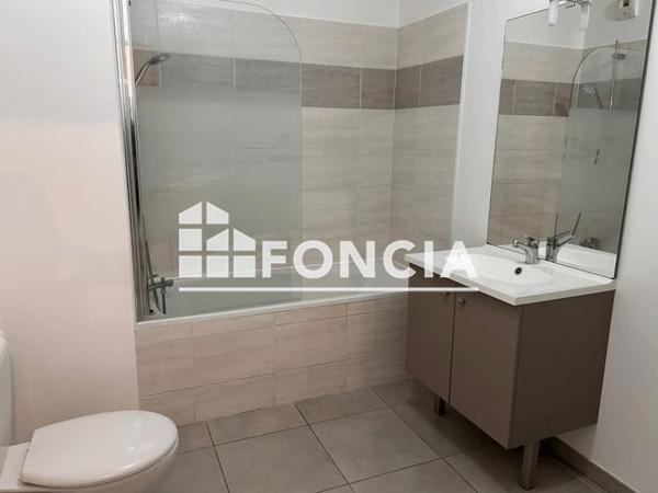 Location Appartement 3 pièces 54.19 m² - La Seyne Sur Mer 83500