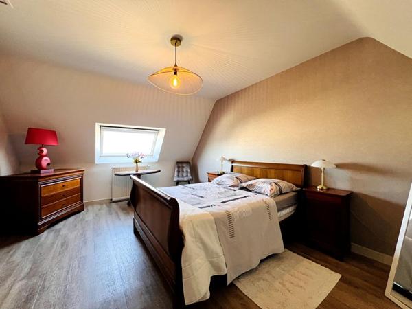 Surzur- Maison 205m2- 5 ch- Garages- Atelier- 1824m2 Terrain