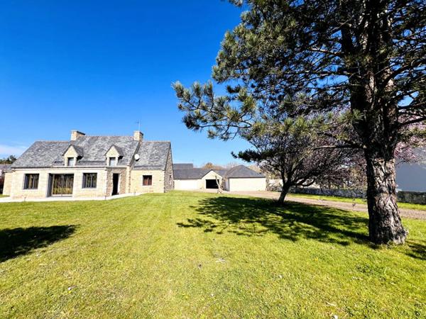 Surzur- Maison 205m2- 5 ch- Garages- Atelier- 1824m2 Terrain