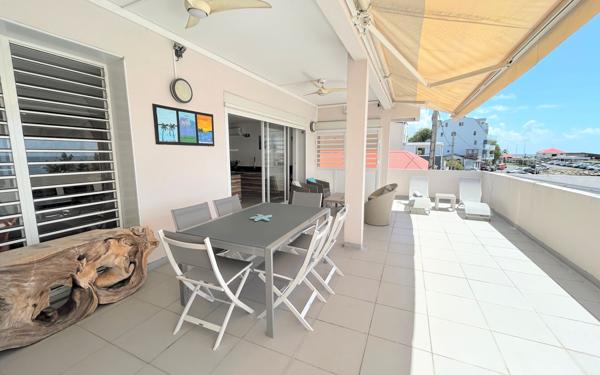 Appartement à vendre    3 pièces • 93,20 m2 Saint-François