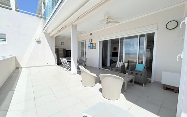 Appartement à vendre    3 pièces • 93,20 m2 Saint-François