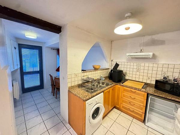 31310: MONTESQUIEU: Loue maison T2