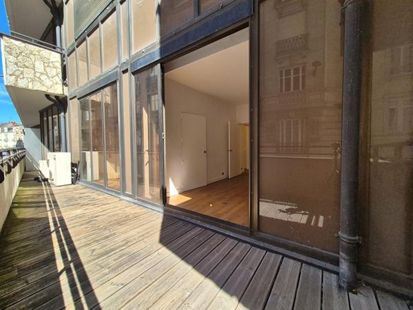 NANTES – rue Racine – bureaux de 58m² avec terrasse