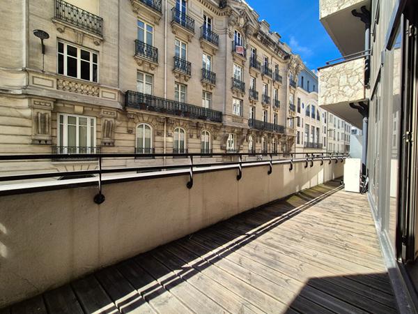 NANTES – rue Racine – bureaux de 58m² avec terrasse