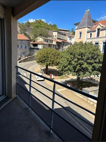 Appartement à louer à Condrieu (69420)