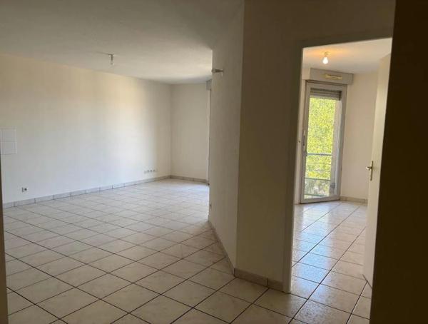 Appartement à louer à Condrieu (69420)