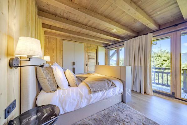 APPARTEMENT EN DUPLEX - MONT D'ARBOIS